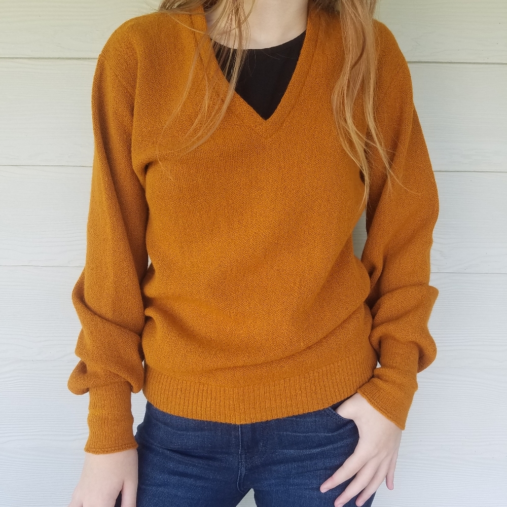 Vintage 60s 70s 100% Virgin 2-Ply Alpaca V-Neck Knit Sweater Sz Small Grunge